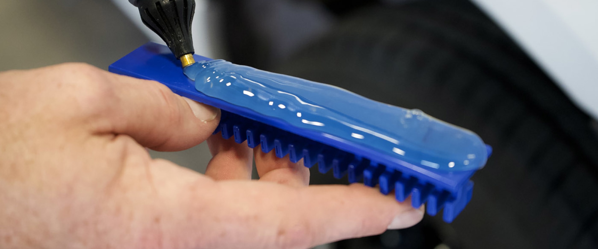 Does repair glue grounded require a sealant after application?
